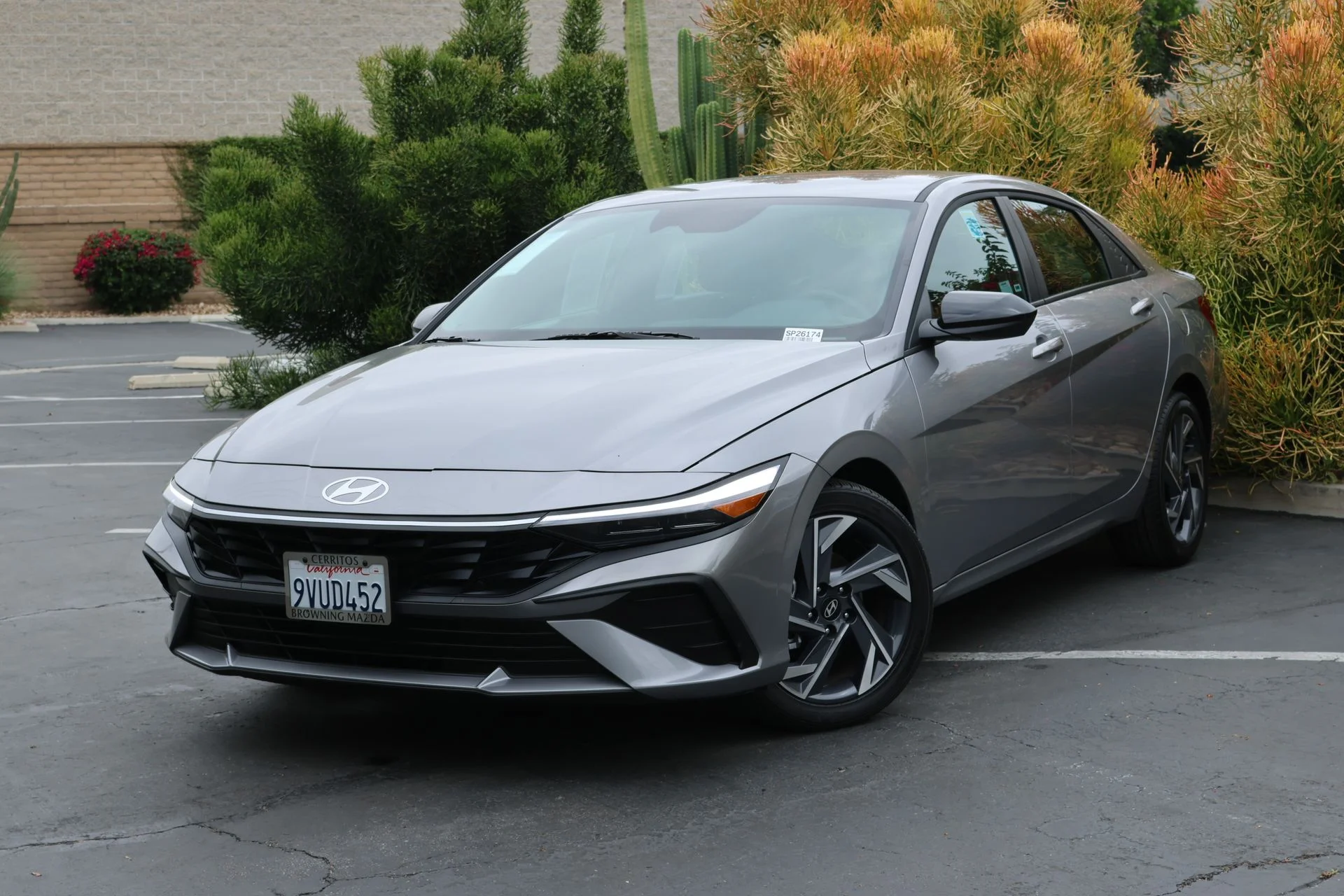 2025 Hyundai Elantra 2.0 SEL Sport IVT's photo