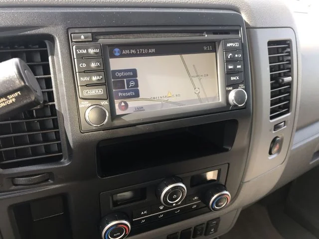 Used 2016 White Nissan SL image 16