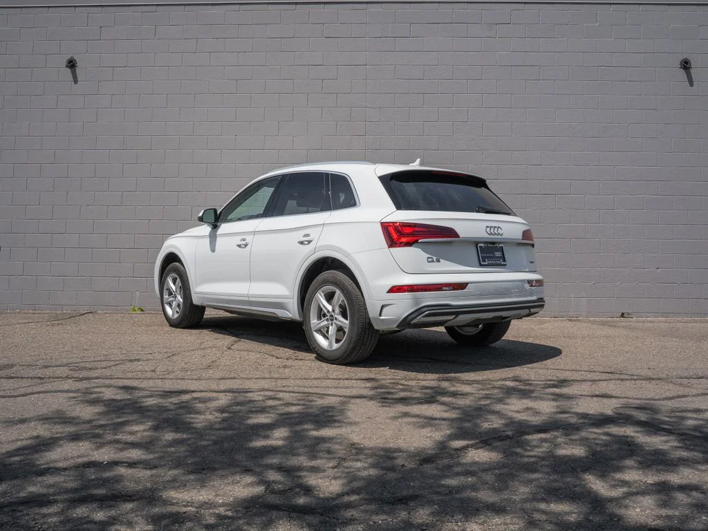 Used 2024 White Audi  image 3