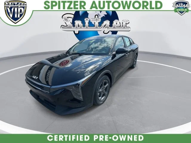 Certified Used 2025 Black Kia LXS image 4