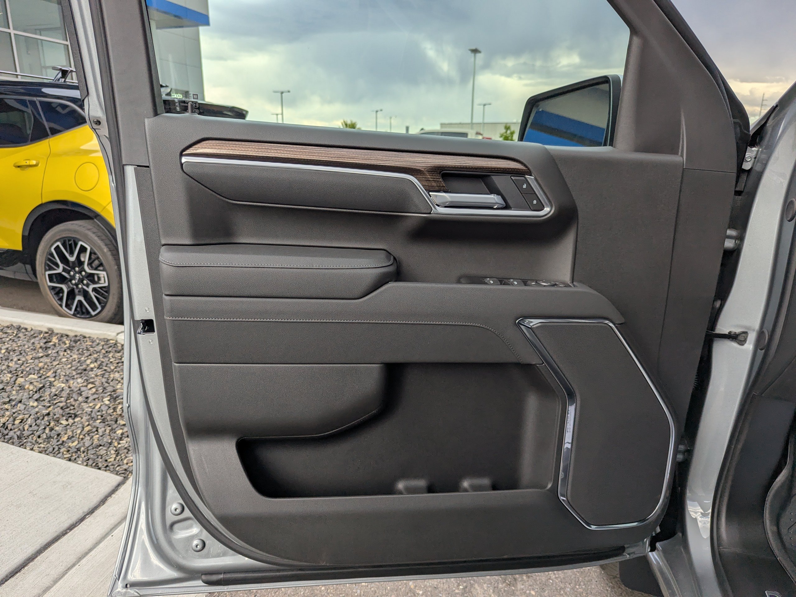 2026 Chevrolet Silverado 1500 LT - Photo 8