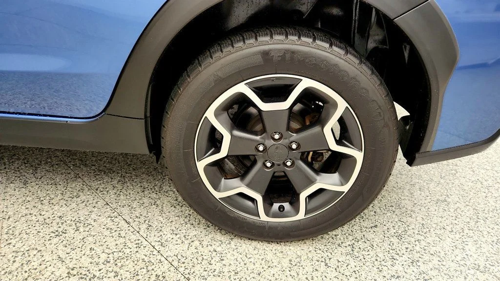 Used 2015 Quartz Blue Pearl Subaru 5dr CVT 2.0i Premium image 9