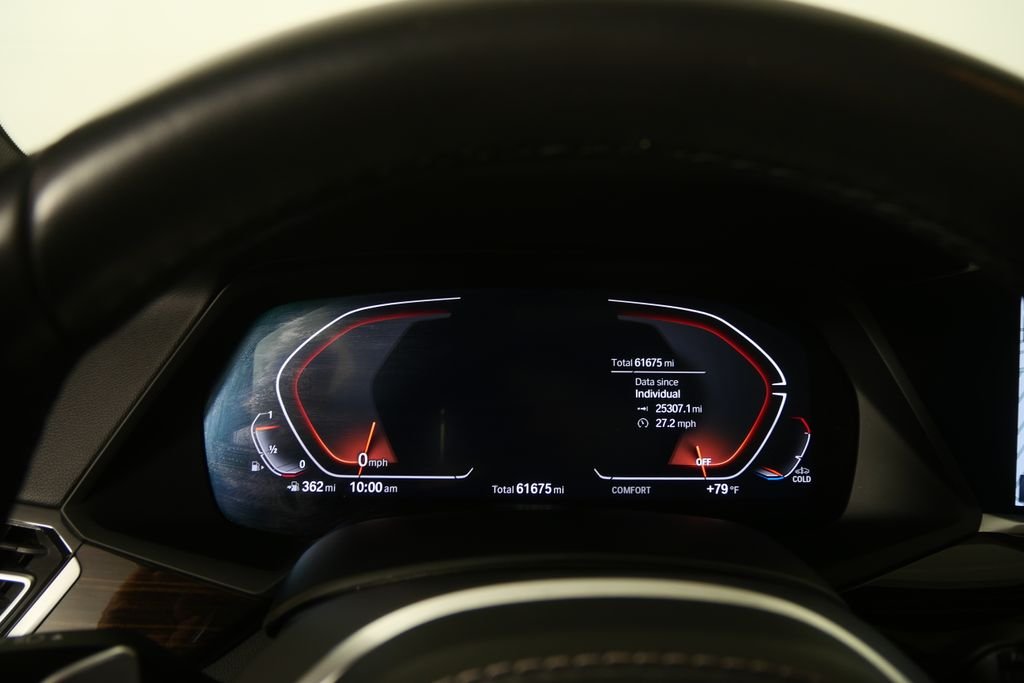 Used 2021 Black Sapphire Metallic BMW xDrive40i image 19