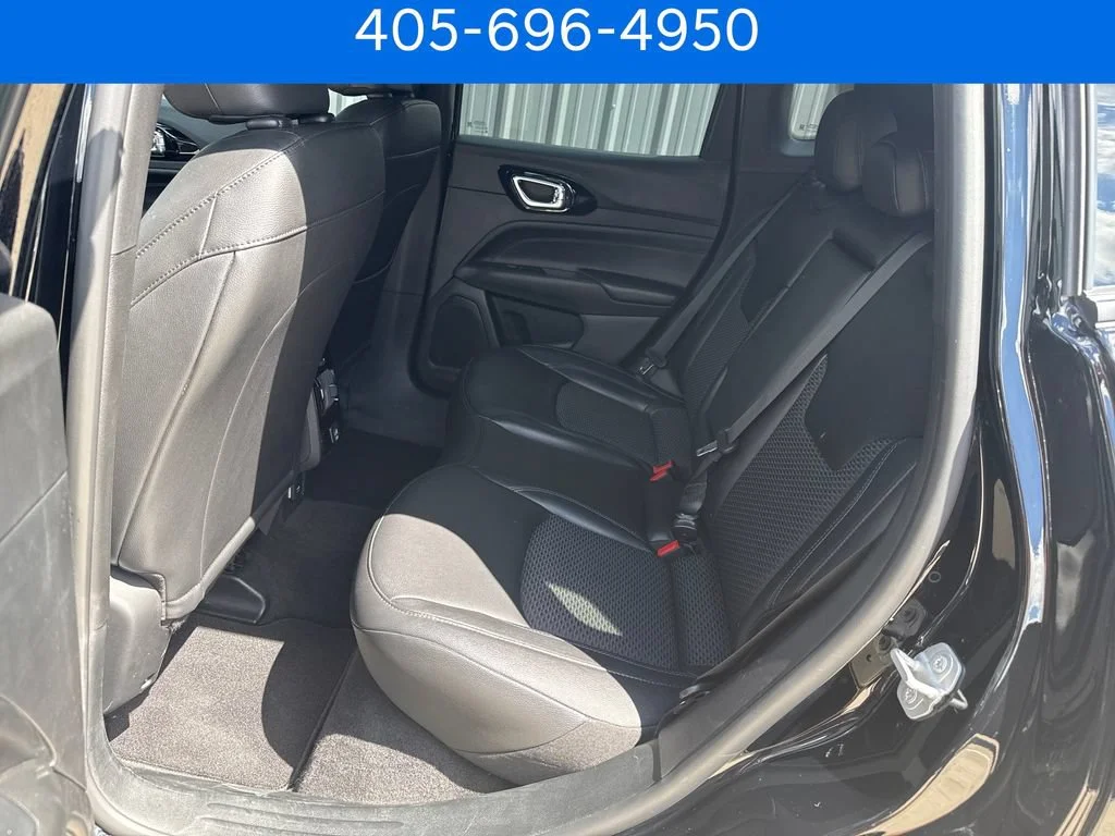 Pre-Owned 2026 Jeep Compass Latitude Altitude