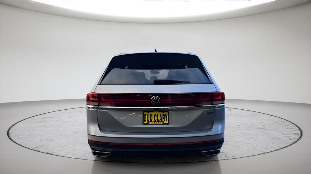 New 2026 Silver Volkswagen 2.0T SE w/Technology image 5