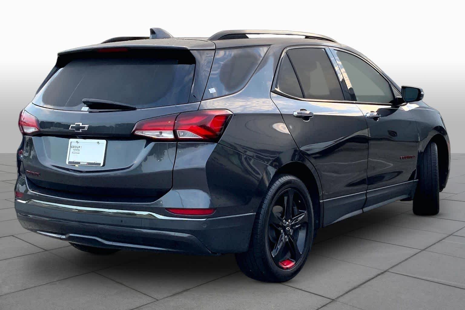 Used 2022 Iron Gray Metallic Chevrolet Premier image 12