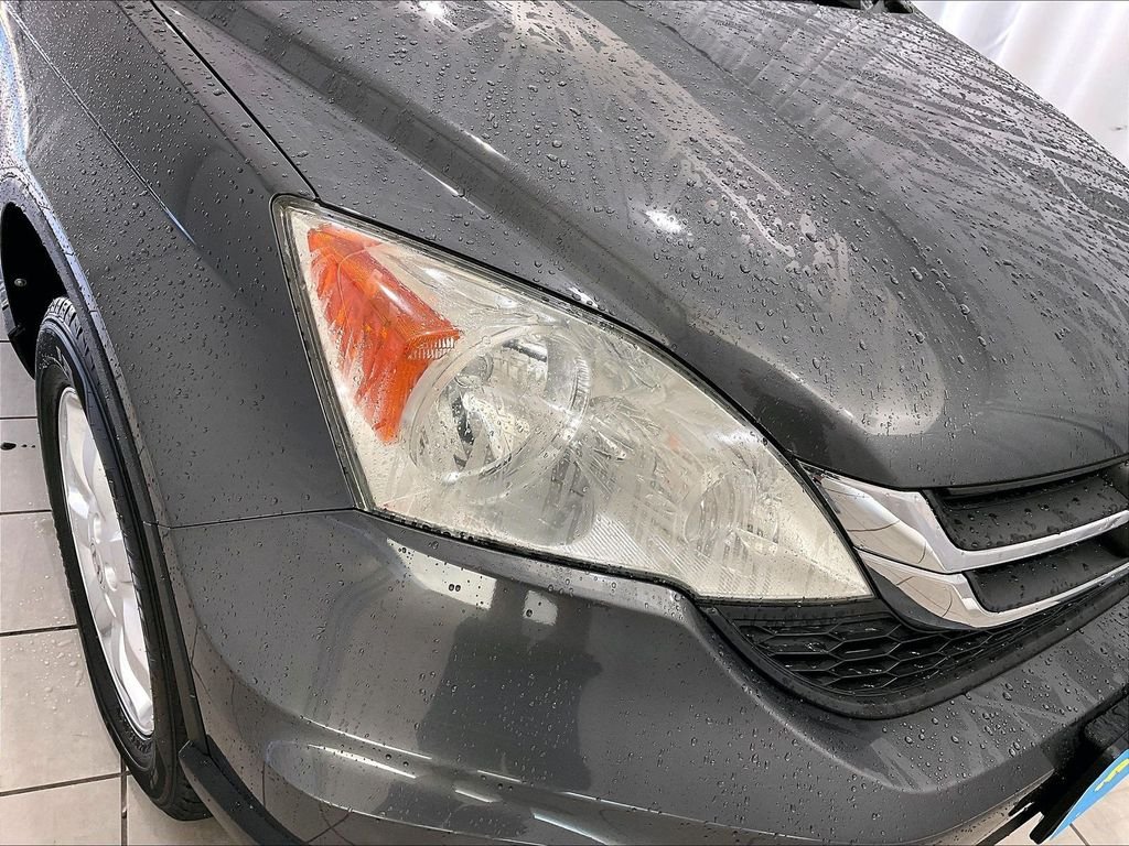 Used 2011 Gray Honda SE image 31