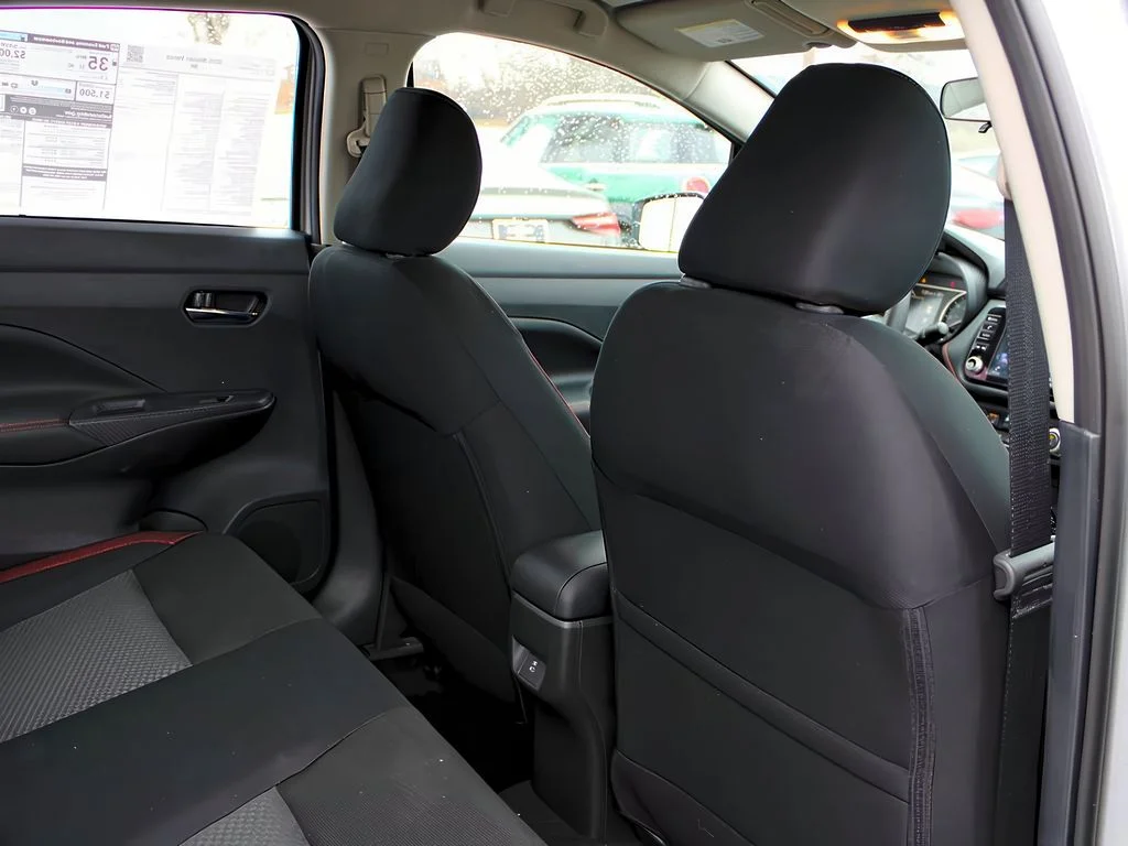 2025 Nissan Versa Sedan SR - Photo 23