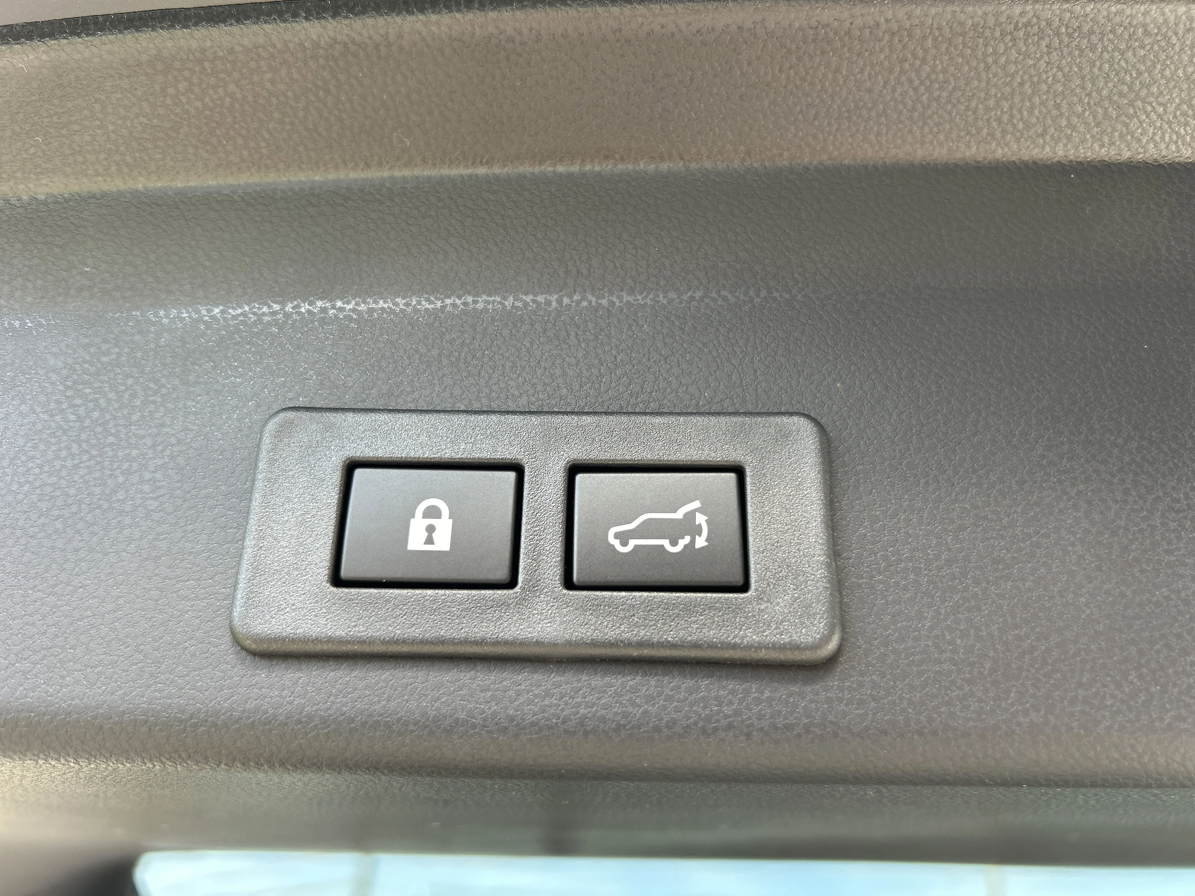 2026 Subaru Ascent Limited - Photo 12
