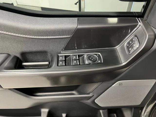 Used 2025 Gray Ford Lariat image 24