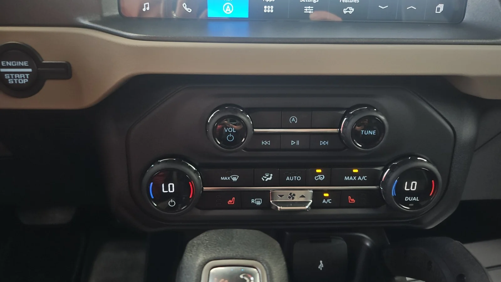 New 2026 Avalanche Gray Ford Big Bend 4-Dr 4WD image 18