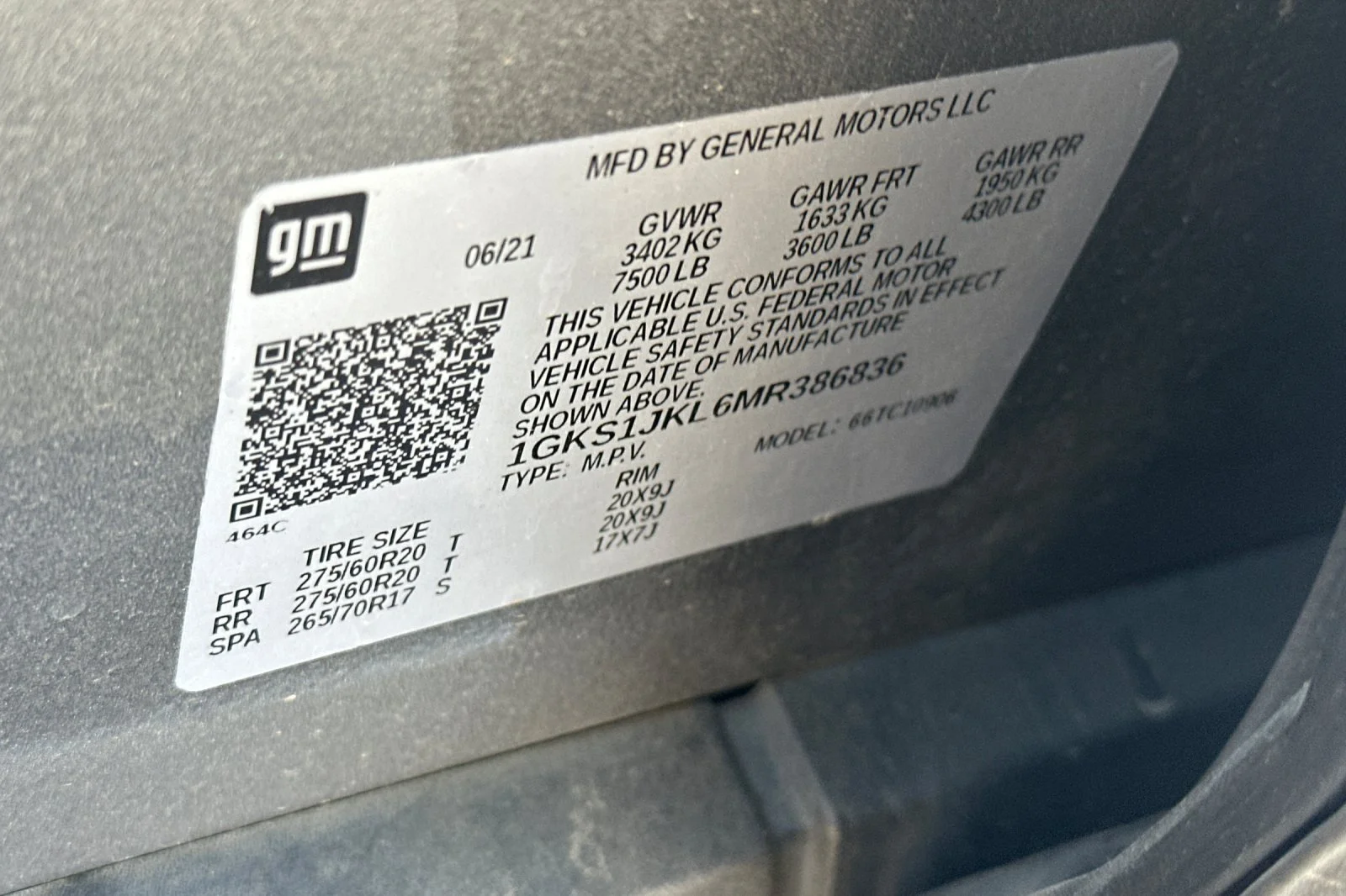 Used 2021 SATIN STEEL METALLIC GMC Denali image 29