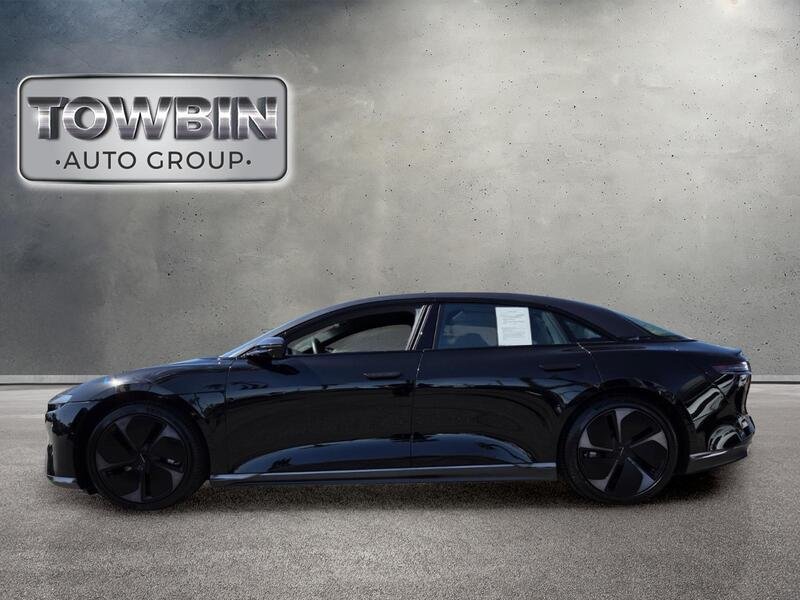 Used 2024  Lucid Touring image 24