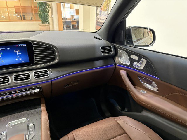 New 2026 MANUFAKTUR Alpine Grey Mercedes-Benz  image 36