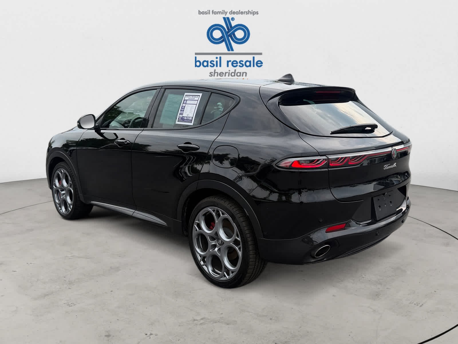 Used 2024 Alfa Black Alfa Romeo Veloce image 4
