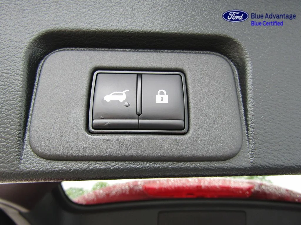 Certified Used 2025 Scarlet Ember Nissan SV image 20