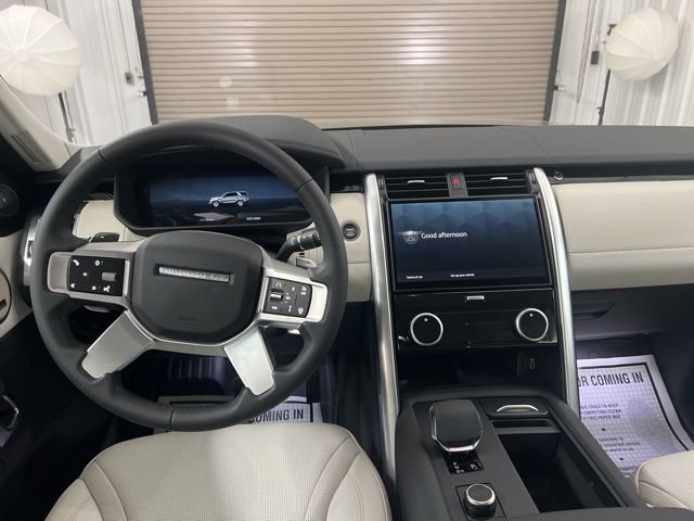 2026 Land Rover Discovery S - Photo 18