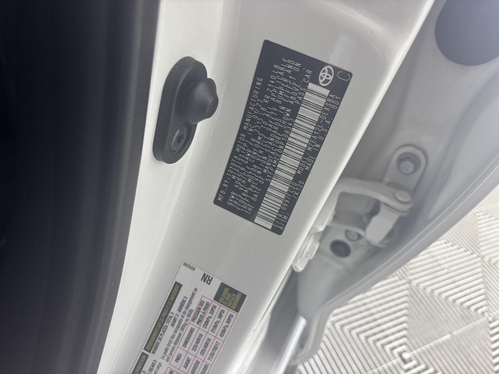 Certified Used 2022 Wind Chill Pearl Toyota SE image 24