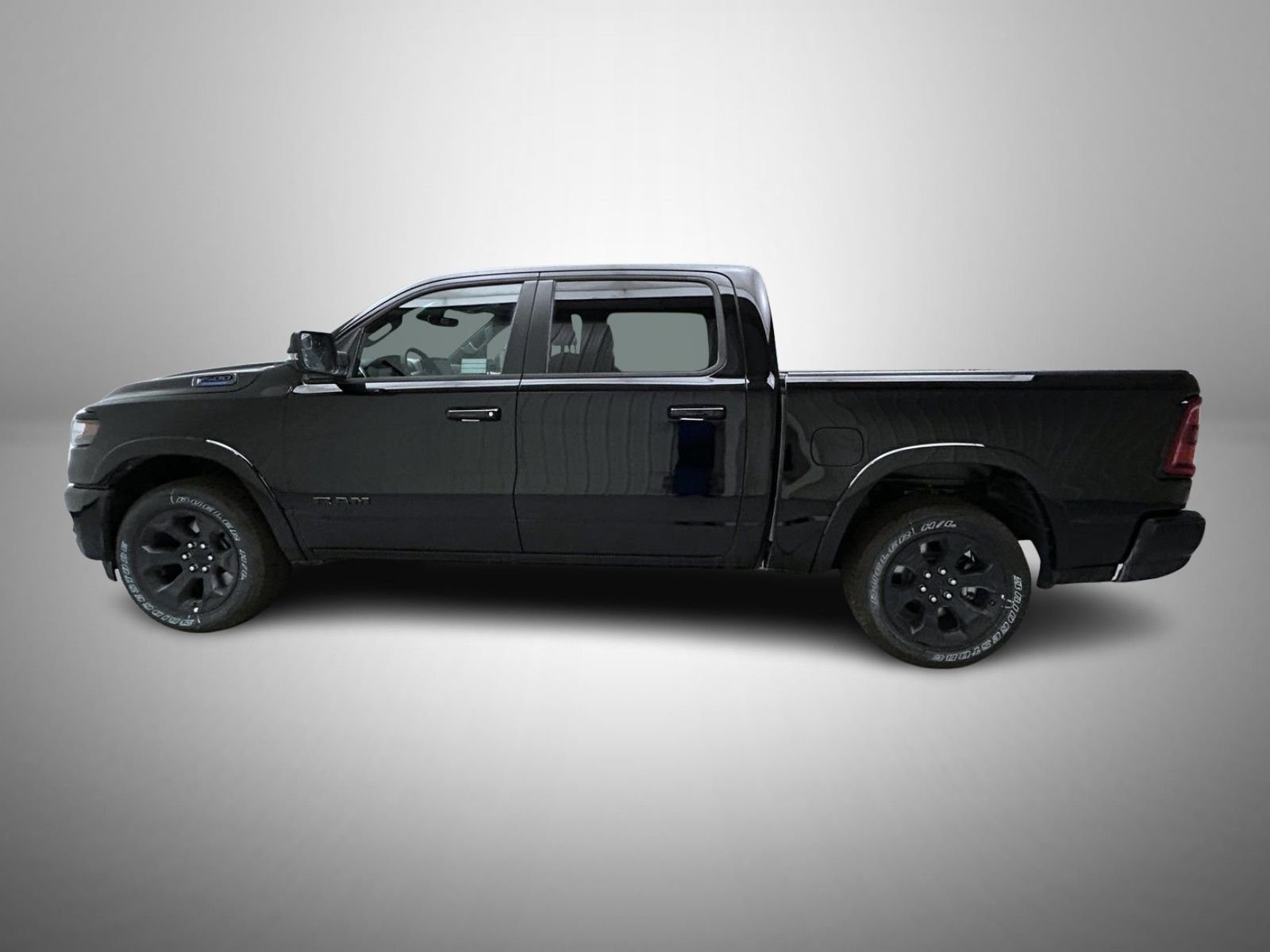 New 2026 Diamond Black Crystal Pearl-Coat Exterior Paint RAM Big Horn/Lone Star image 8