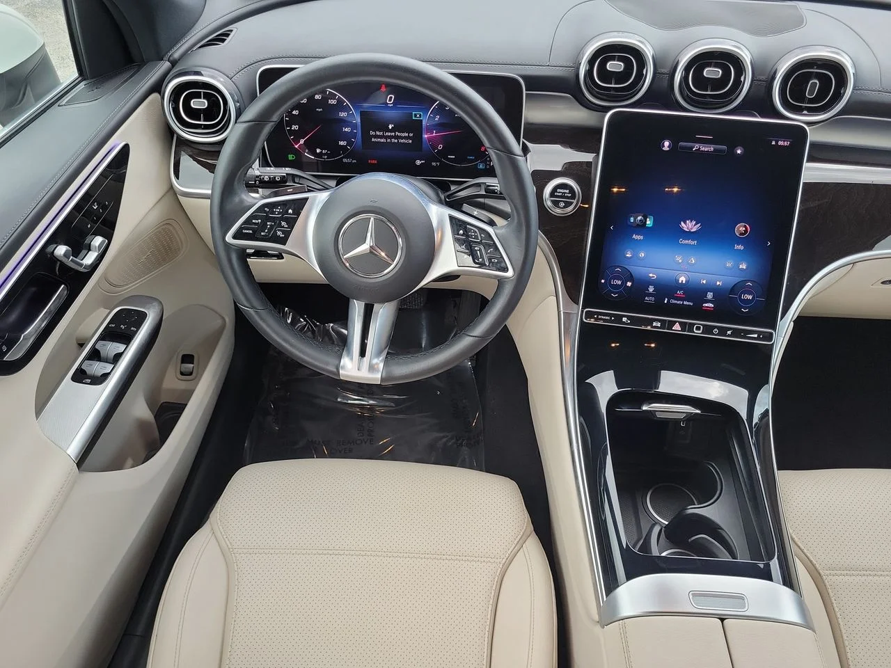 Certified Used 2023 White Mercedes-Benz GLC 300 image 16