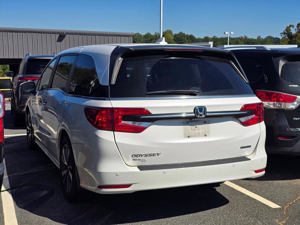 Used 2023  Honda Touring image 10