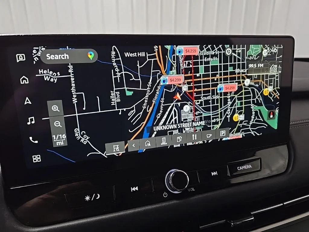Used 2025 Red Mitsubishi ES image 29