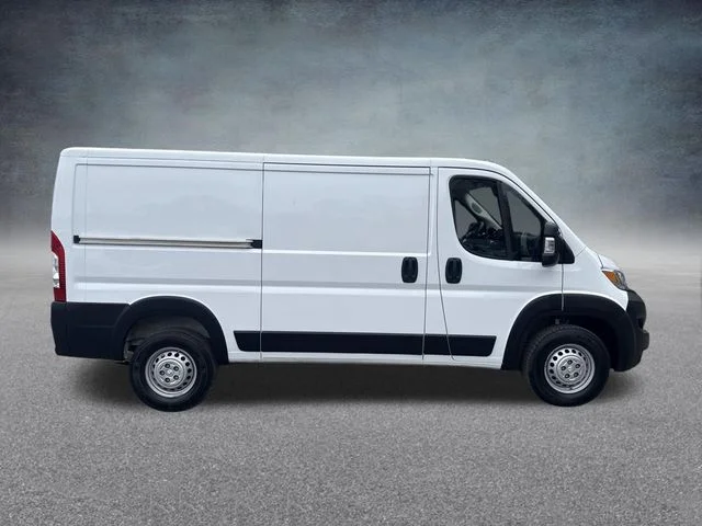 Used 2025 White Ram Base image 10