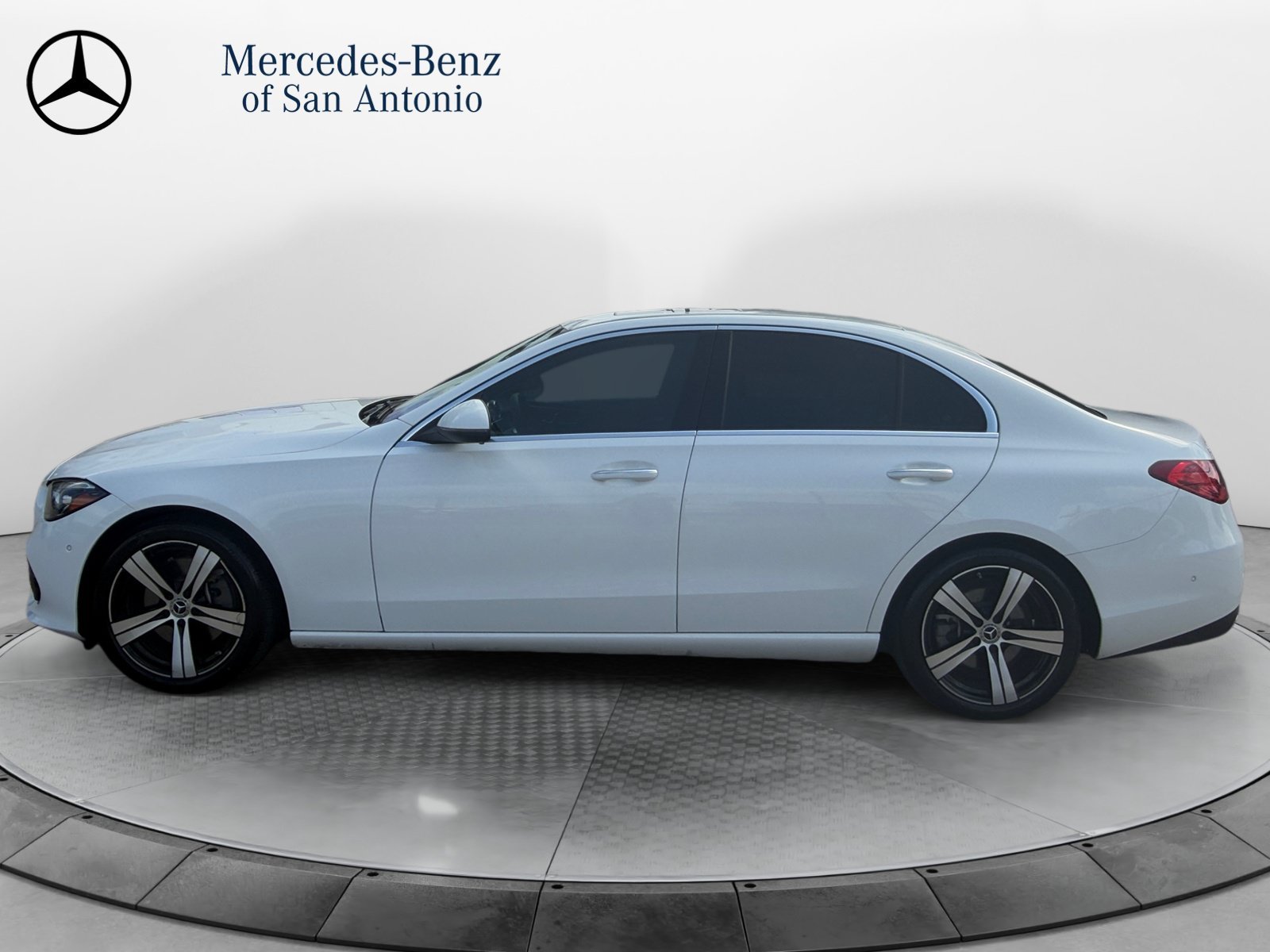 Used 2025 Polar White Mercedes-Benz C 300 image 4