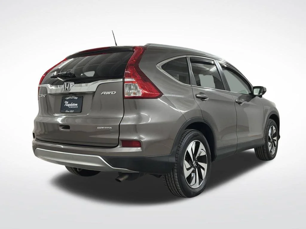 Used 2015  Honda Touring image 3