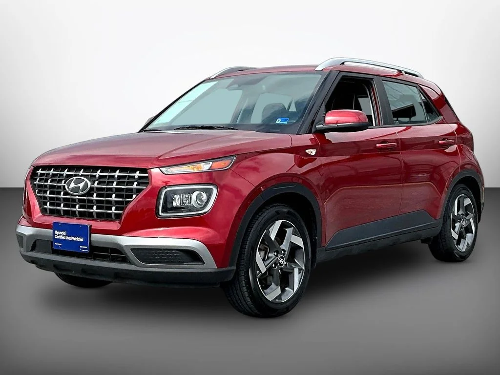 Used 2023 Red Hyundai Limited image 3