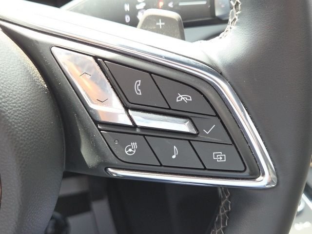 Used 2025 Red Buick Avenir image 33