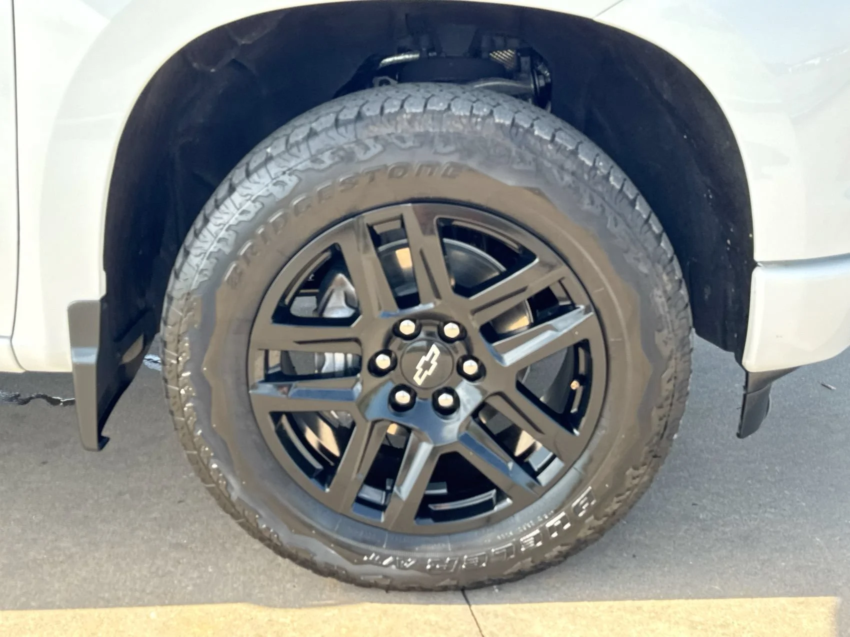 Used 2024 Summit White Chevrolet RST image 10