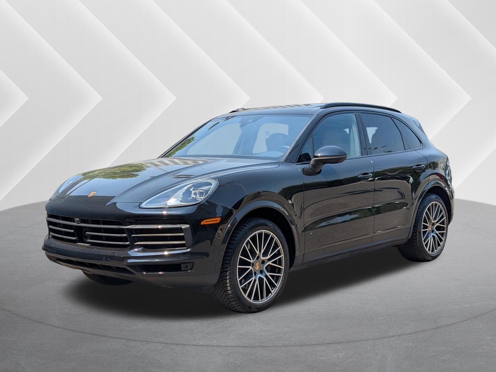 2023 Porsche Cayenne Platinum Edition's photo