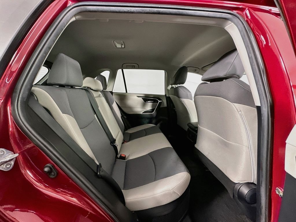 Used 2021 Pearl Toyota XLE image 27