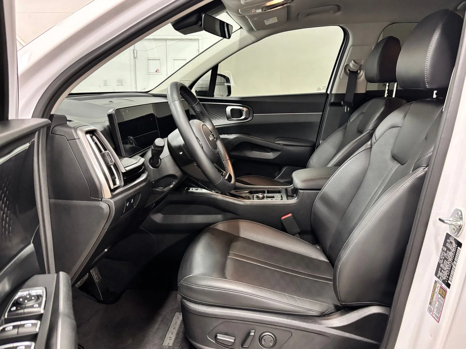 Used 2025 White Kia EX image 17