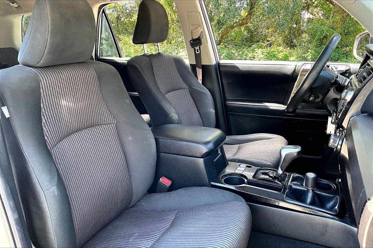 Used 2019 Silver Toyota TRD Off-Road image 28