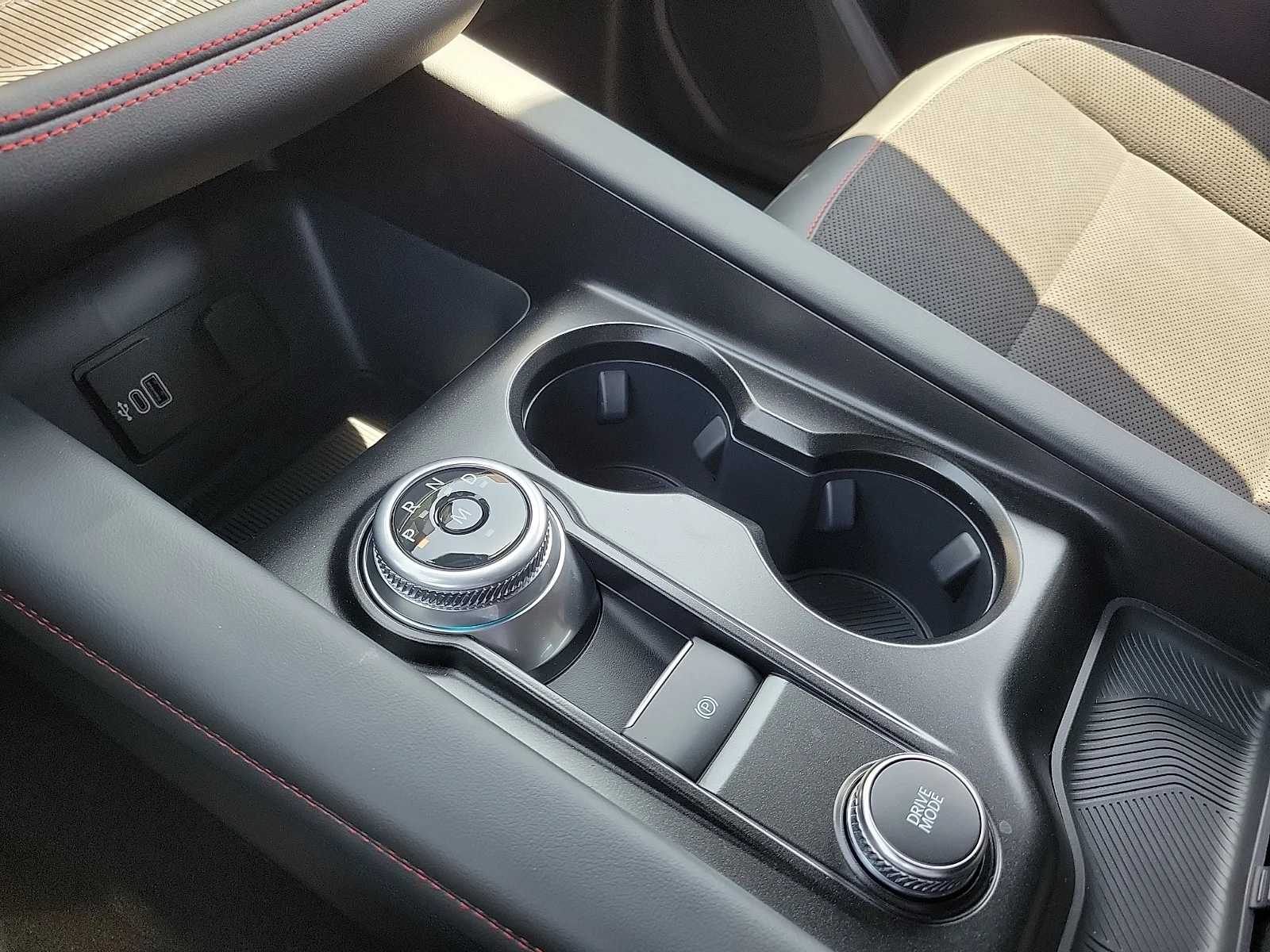 New 2026 Agate Black Metallic Ford ST image 18