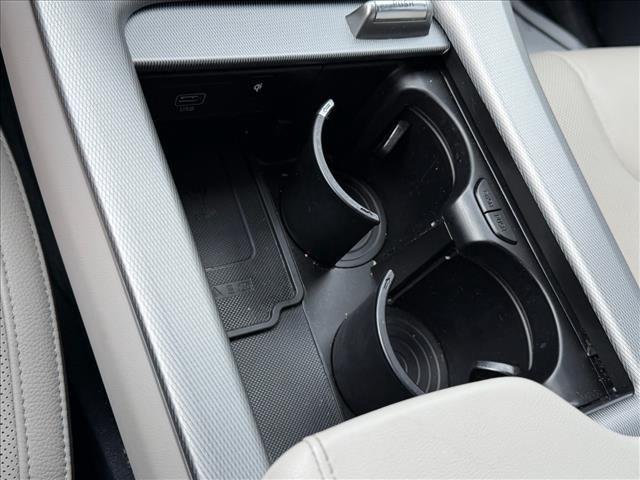 Used 2023 Hyper White Hyundai Limited image 21