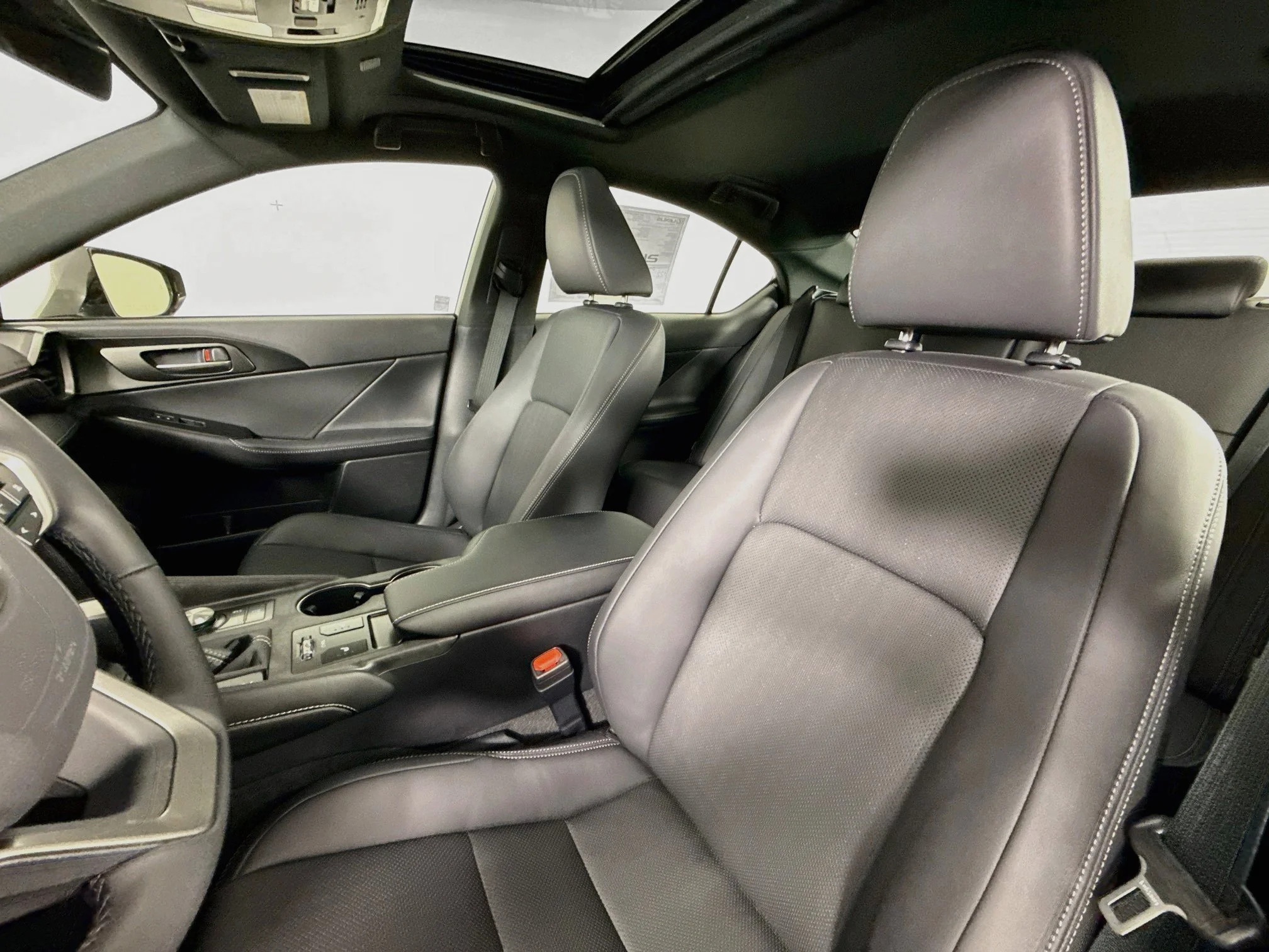 2026 Lexus IS 350 F SPORT DESIGN - Photo 11
