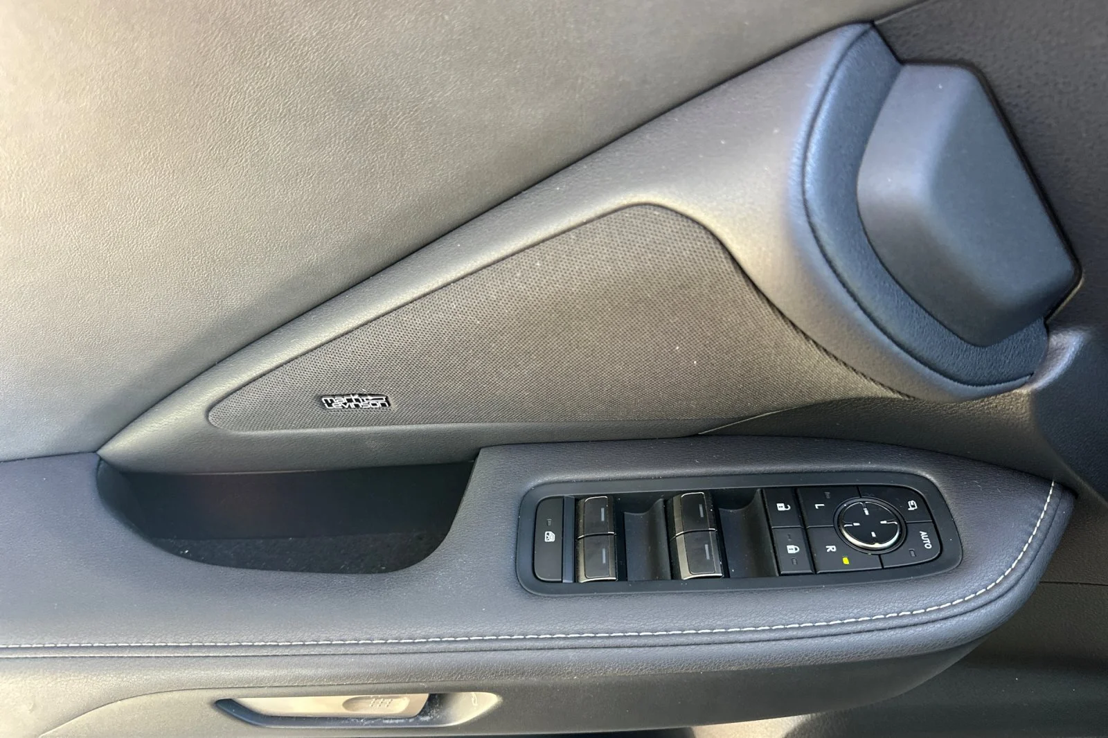 Used 2024 Silver Lexus 550h+ Luxury image 18