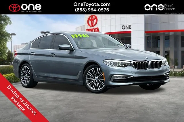 2017 BMW 5 Series 530i Sedan's photo