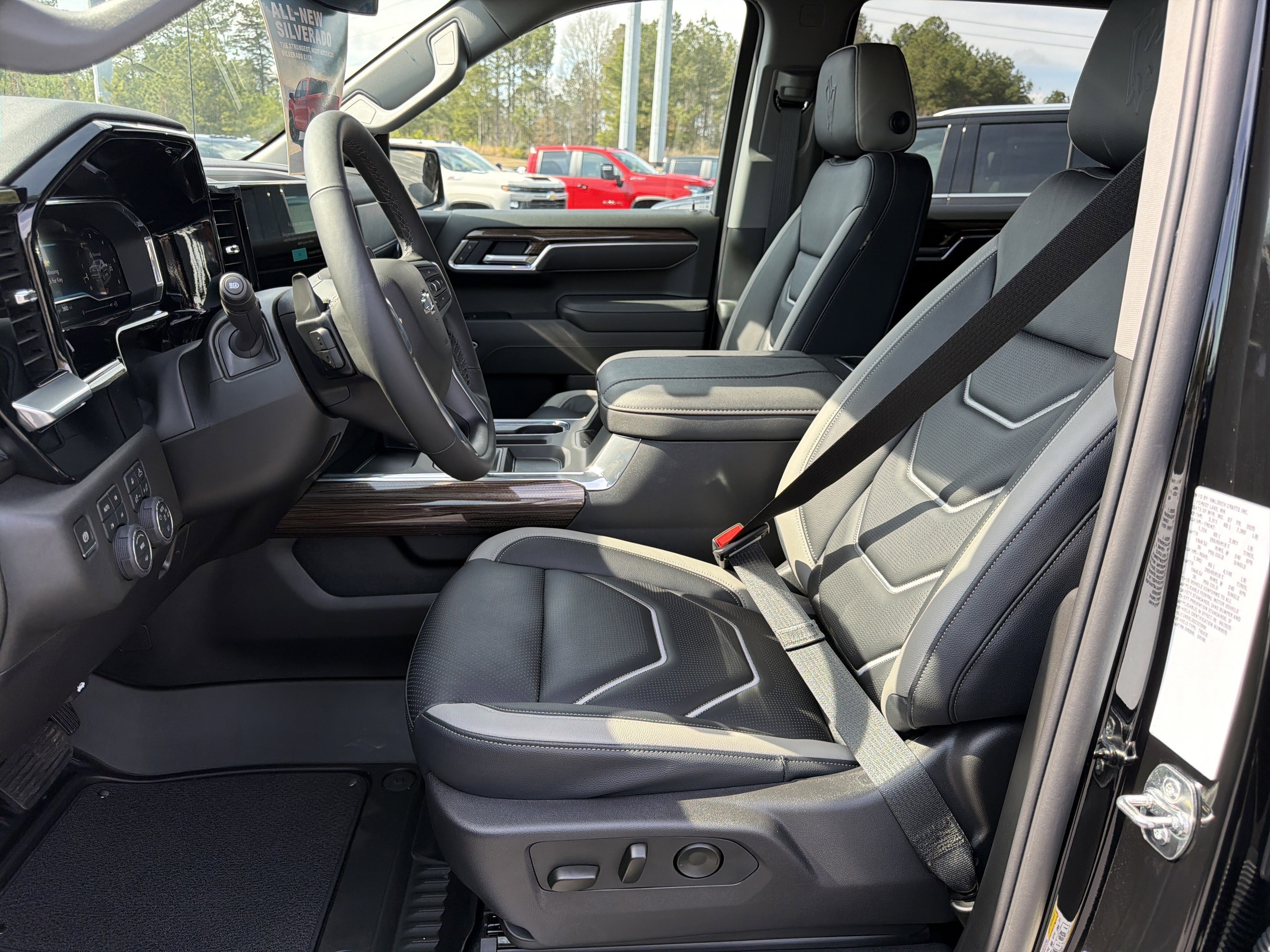 2025 Chevrolet Silverado 1500 RST - Photo 9