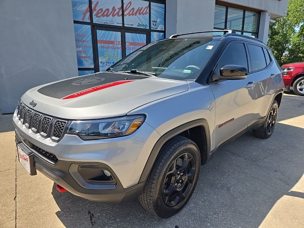 Used 2023 Jeep Compass Trailhawk with VIN 3C4NJDDN4PT573402 for sale in Kansas City