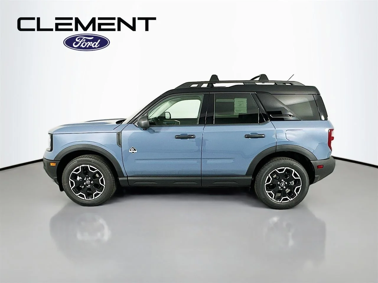 New 2026 Azure Gray Metallic Tri-Coat Ford Outer Banks® image 4