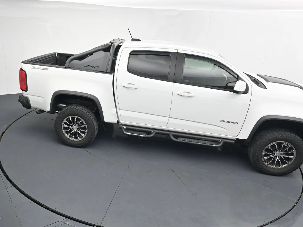 Used 2019 White Chevrolet ZR2 image 16