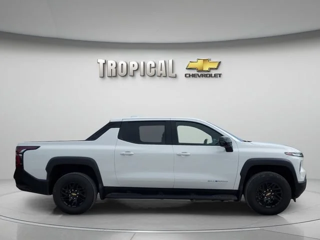 New 2026 Summit White Chevrolet LT - Extended Range image 6