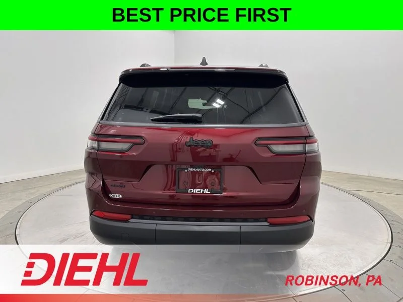 New 2026 Velvet Red Pearl-Coat Exterior Paint Jeep Laredo image 6