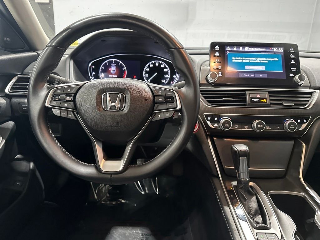 Used 2018 Platinum White Pearl Honda Touring image 8