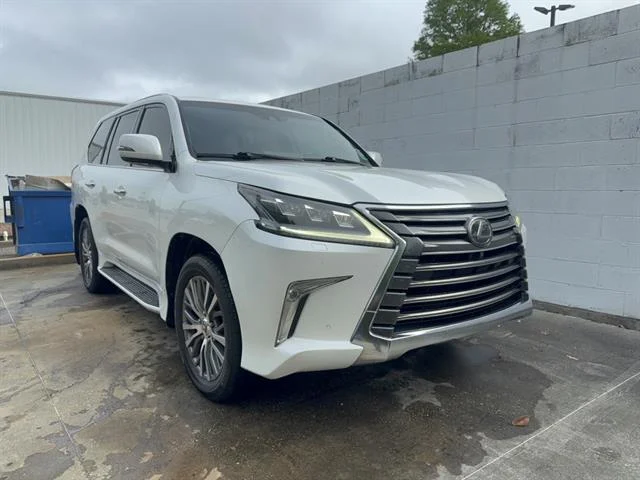 2018 Lexus LX 600 570 TWO-ROW's photo