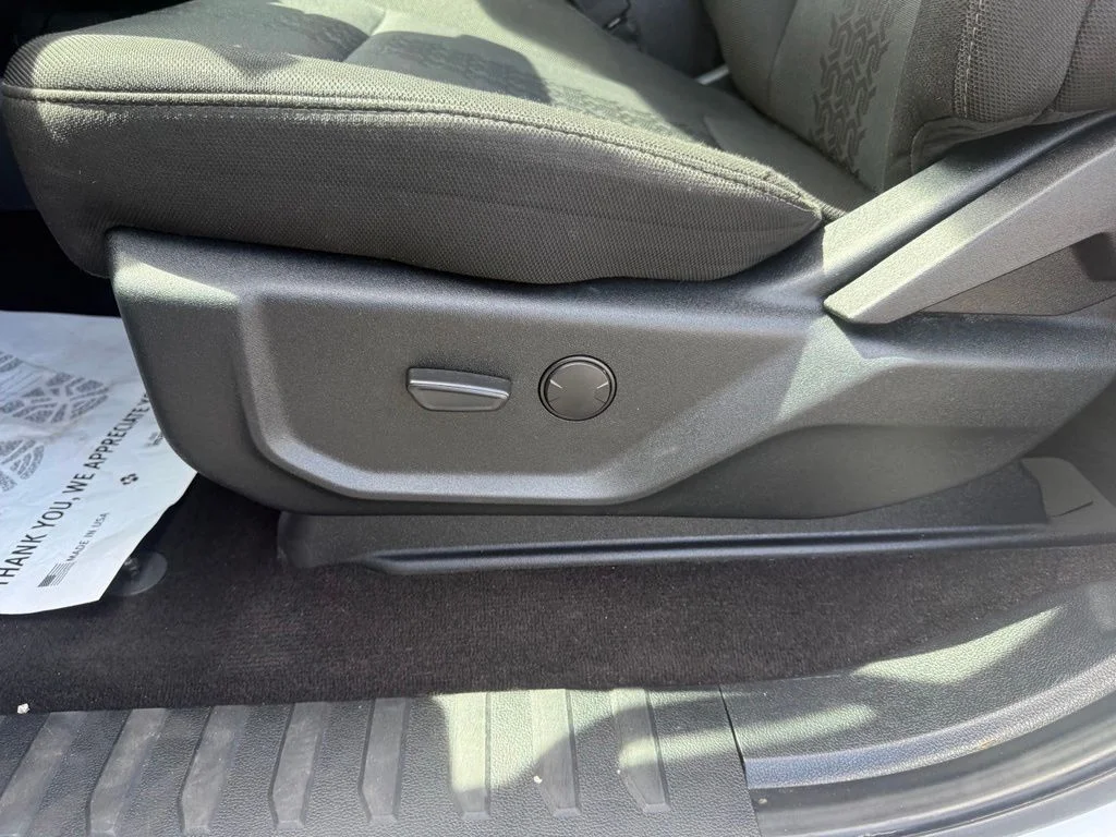 Certified Used 2020 White Ford XLT image 19